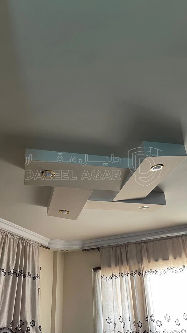 مبنى في منزل مستقل -الزرقاء - البتراوي - ثلاث طوابق -تسوية - 135,000 دأ - صورة 1